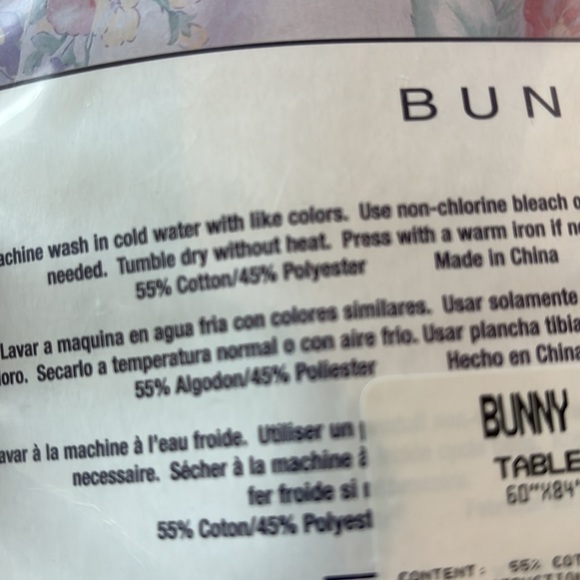 Lifestyles By Bardwill Bunny Patch 60x84 oblong tablecloth,Easter,Spring, floral - Picture 4 of 6